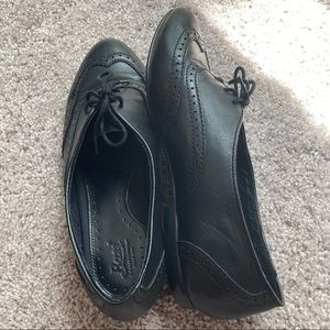 Bass Women’s Black Joyce Oxfords Sz 8 Low Vamp
